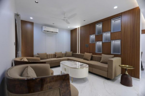 Woodlands Apartment 501 - Fully Furnished Luxury Apartment